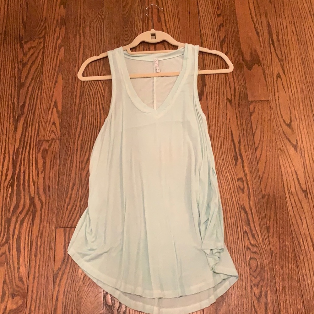 Z supply teal flowy tank